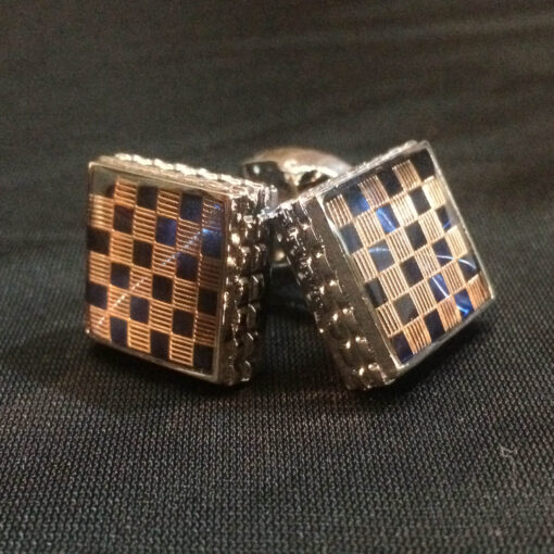 Square shape cufflinks