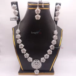 Alternative view of Silver Color Jewellery Set for Bridals with Necklace, Drop Earrings and Bindiya